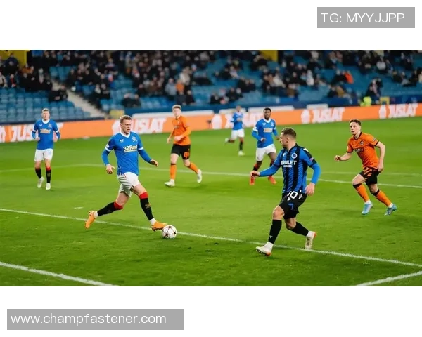 喀山球队与莫斯巴达展开激烈对决赛场上演精彩瞬间与战术博弈