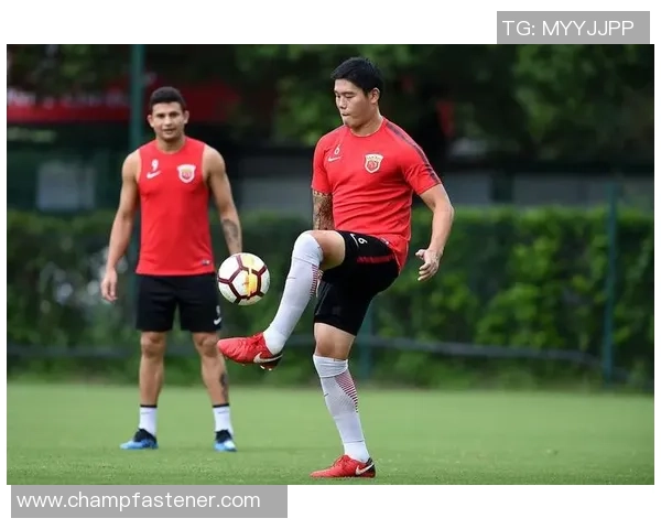 桑乔的足球之路：从天才少年到英超明星的成长故事